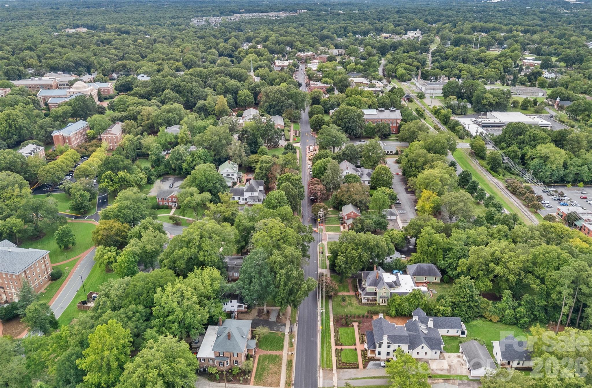 709 N Main Street Davidson NC 28036