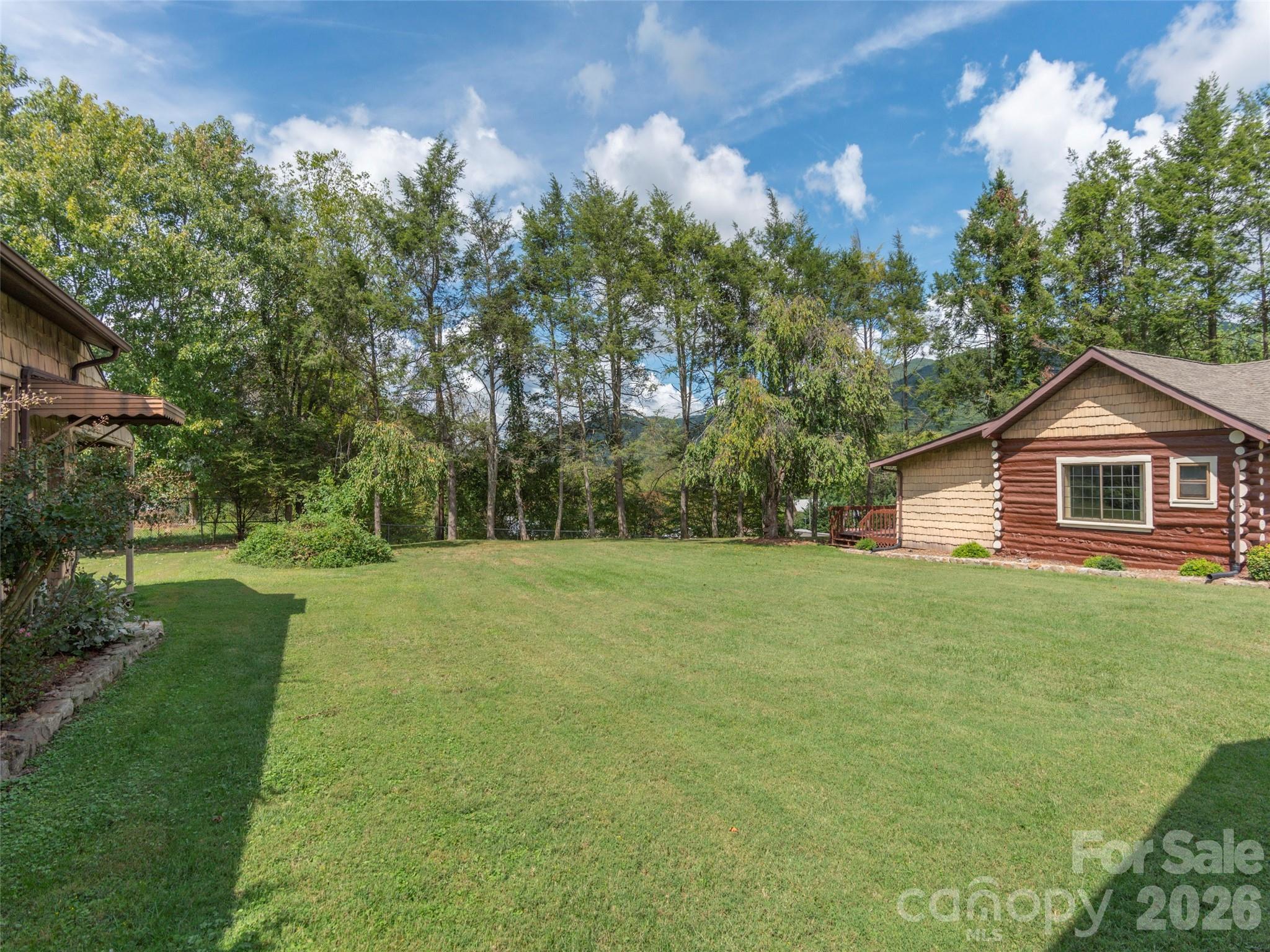 169 N Serpentine Avenue Hot Springs NC 28743