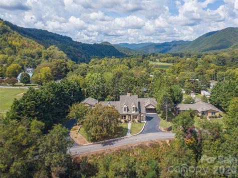 169 N Serpentine Avenue Hot Springs NC 28743