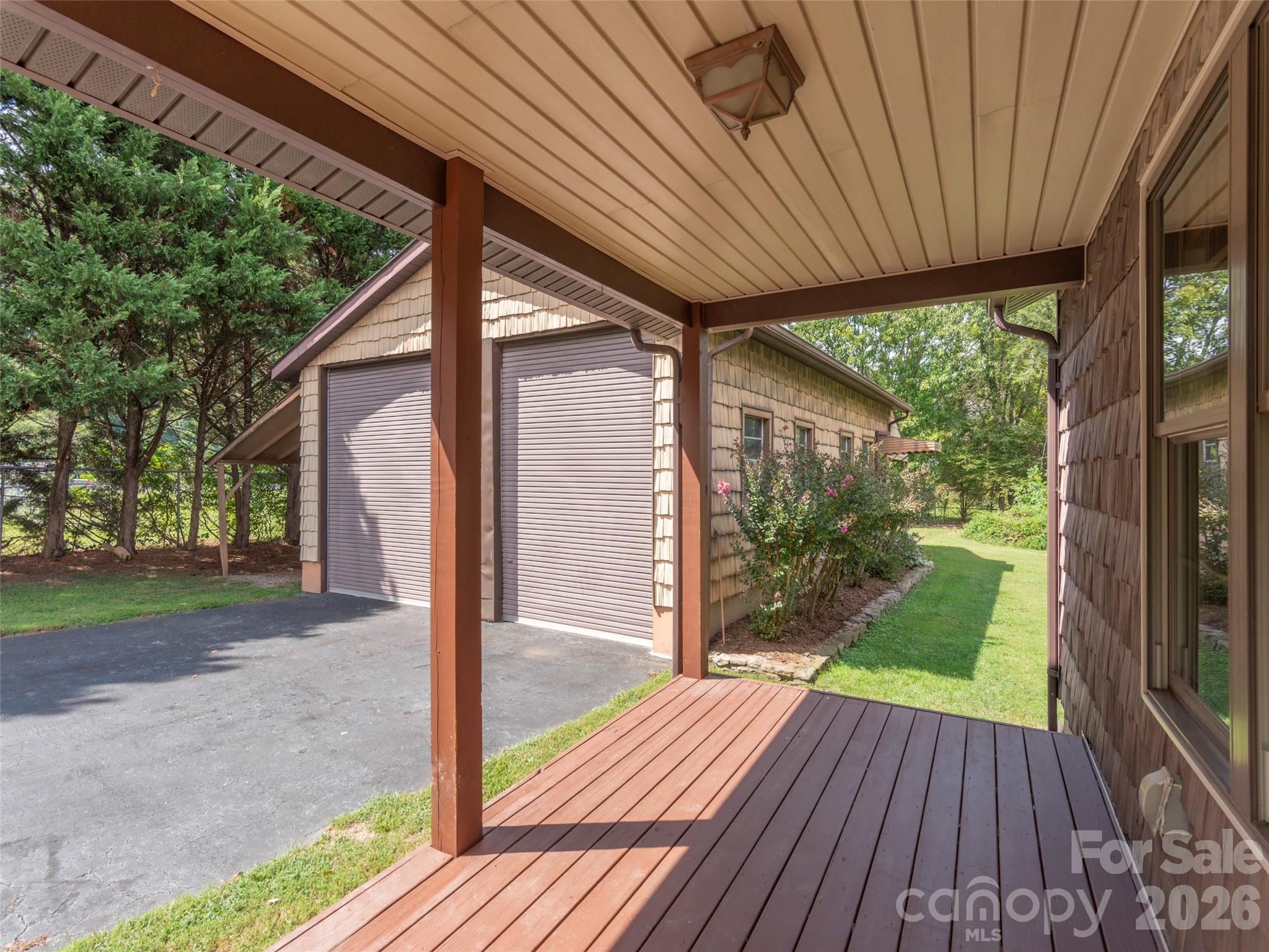 169 N Serpentine Avenue Hot Springs NC 28743