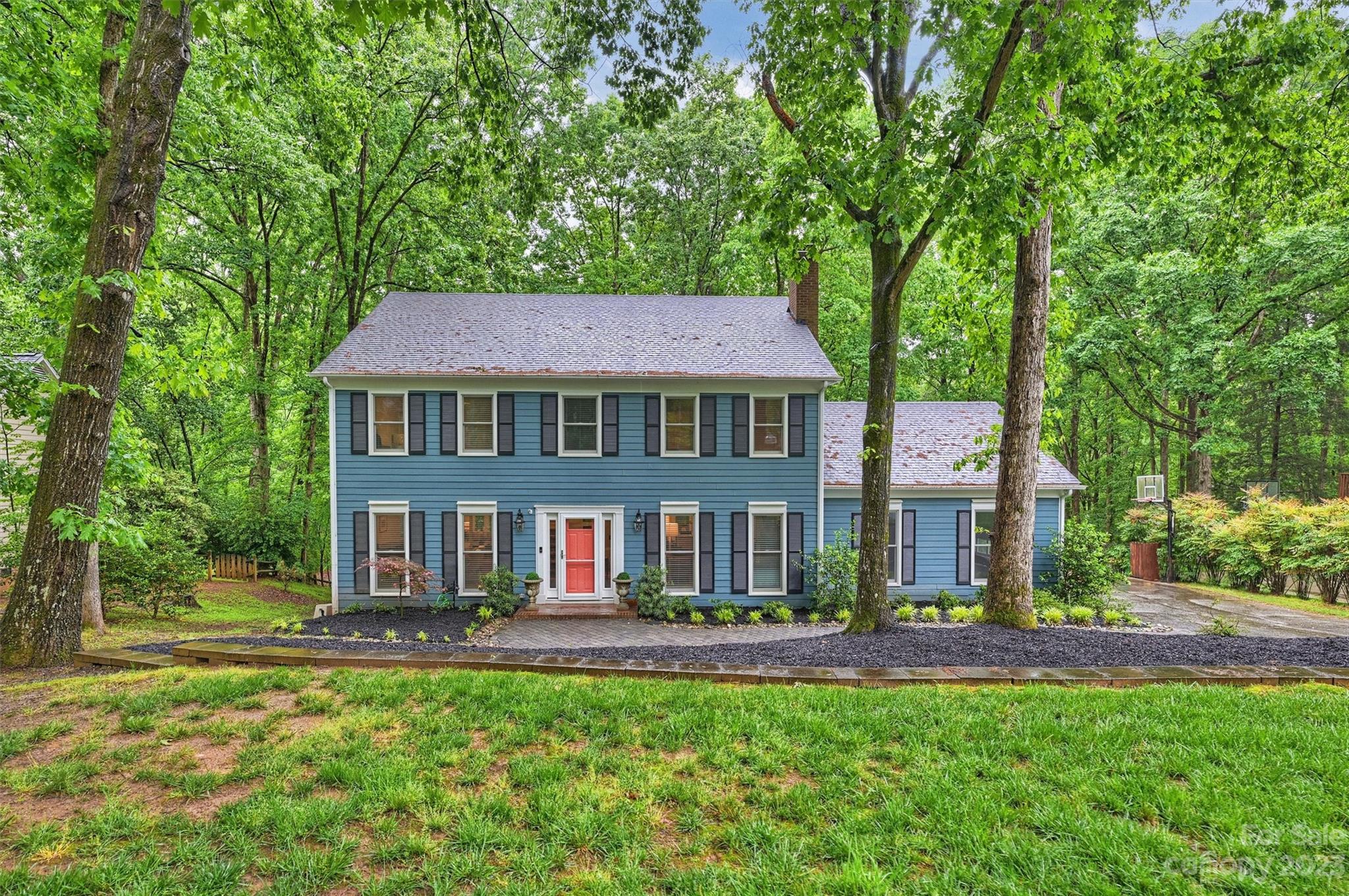 9717 Whitethorn Drive Charlotte NC 28277