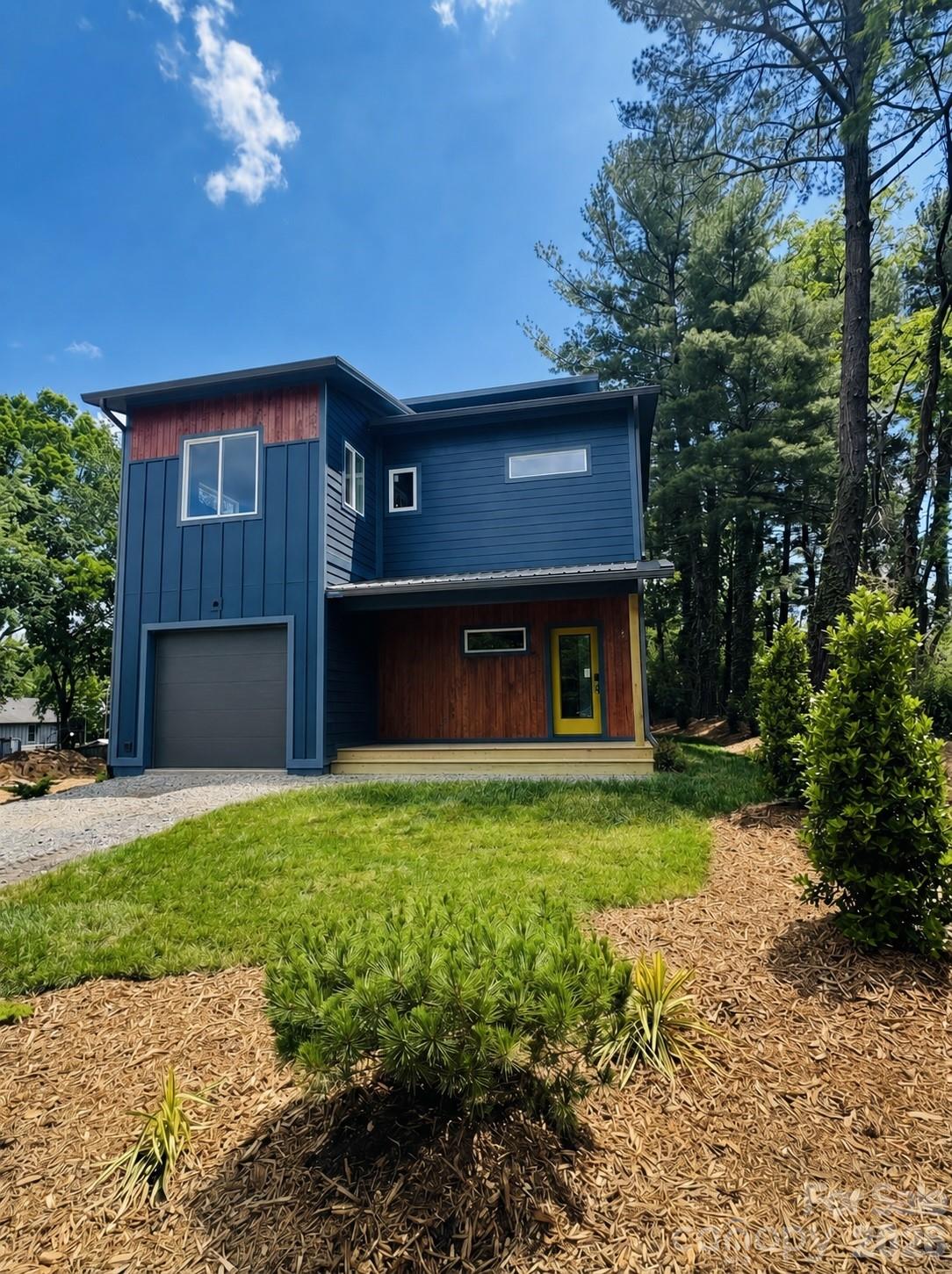 14 Da Vinci Court Asheville NC 28806