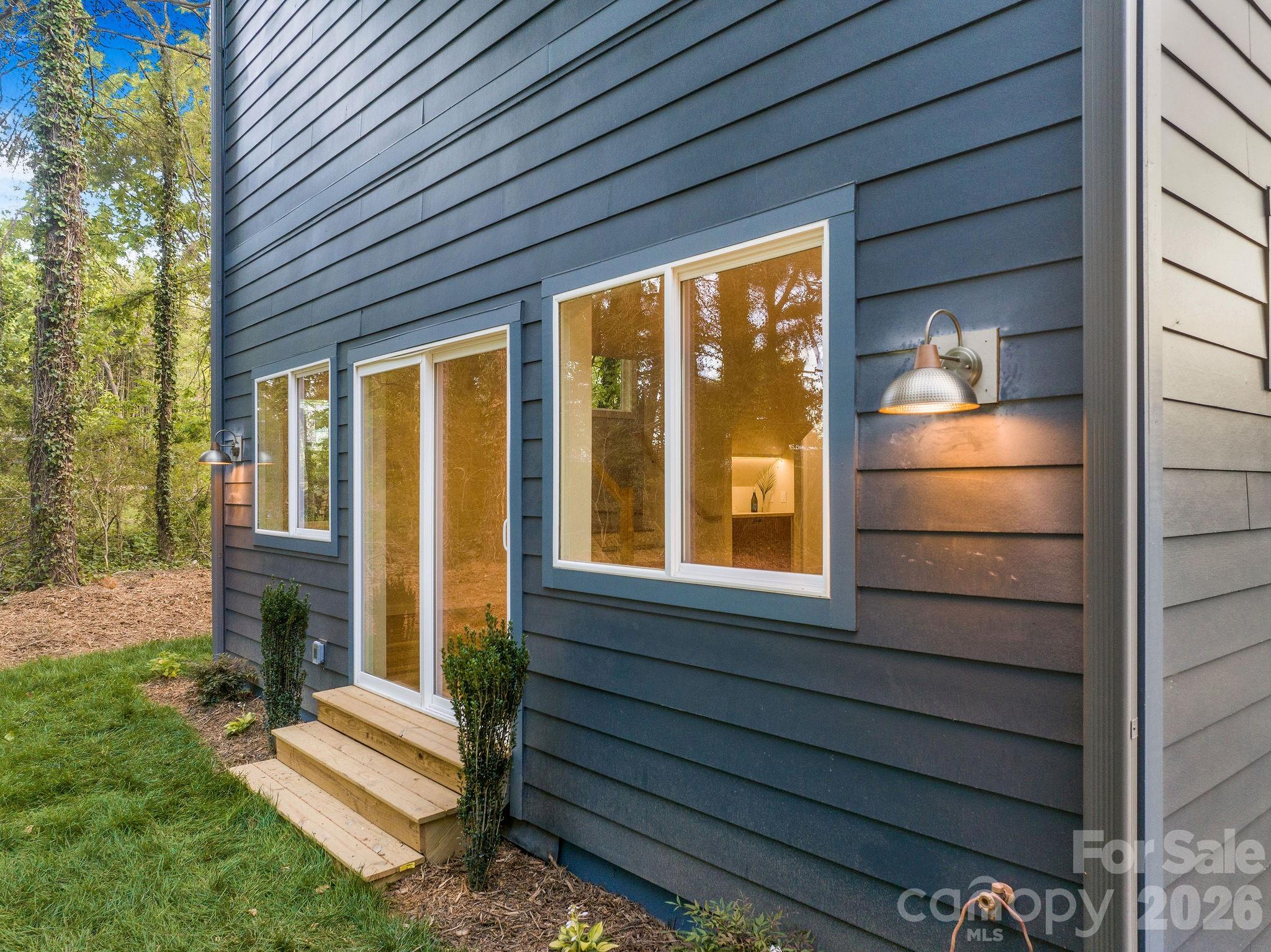 14 Da Vinci Court Asheville NC 28806