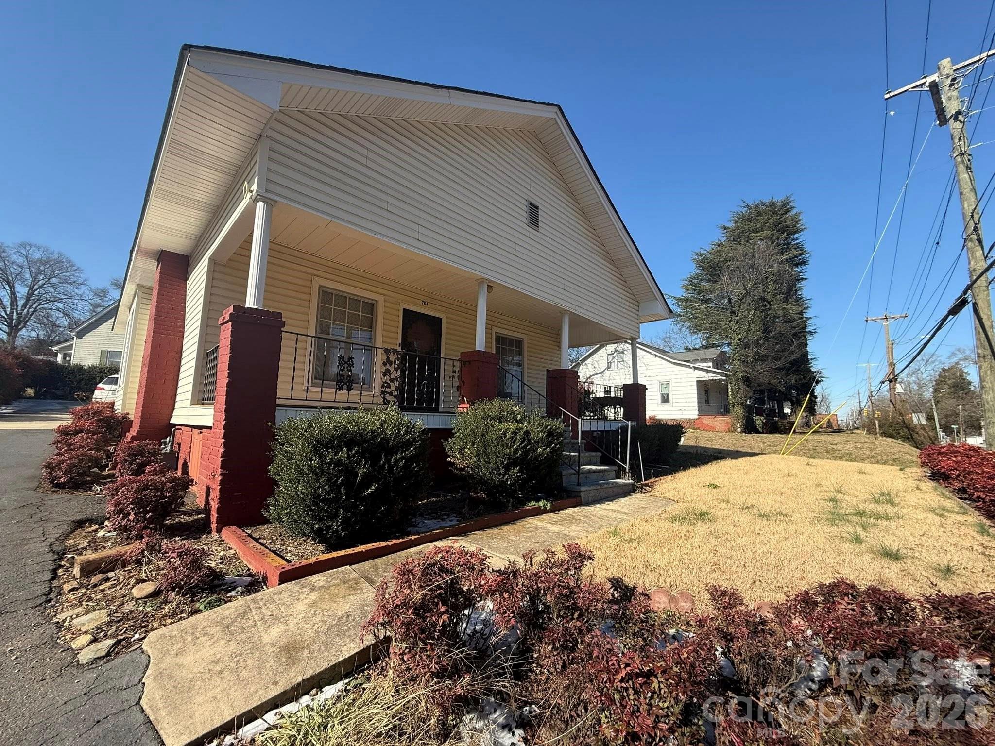 704 Old Charlotte Road SW Concord NC 28027