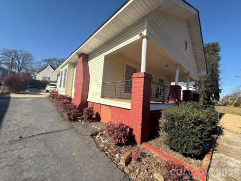 704 Old Charlotte Road SW Concord NC 28027