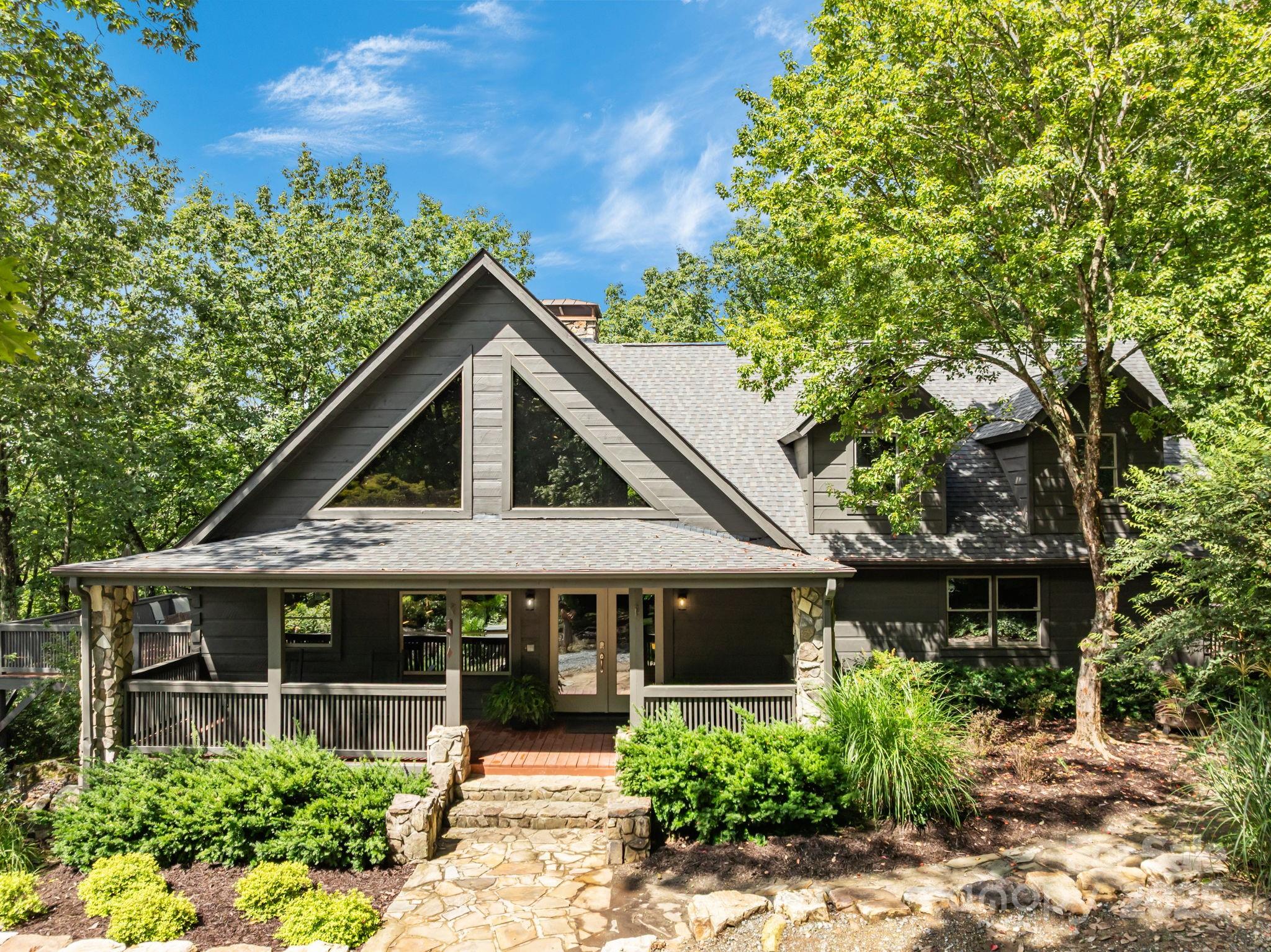 670 Barber Road Zirconia NC 28790