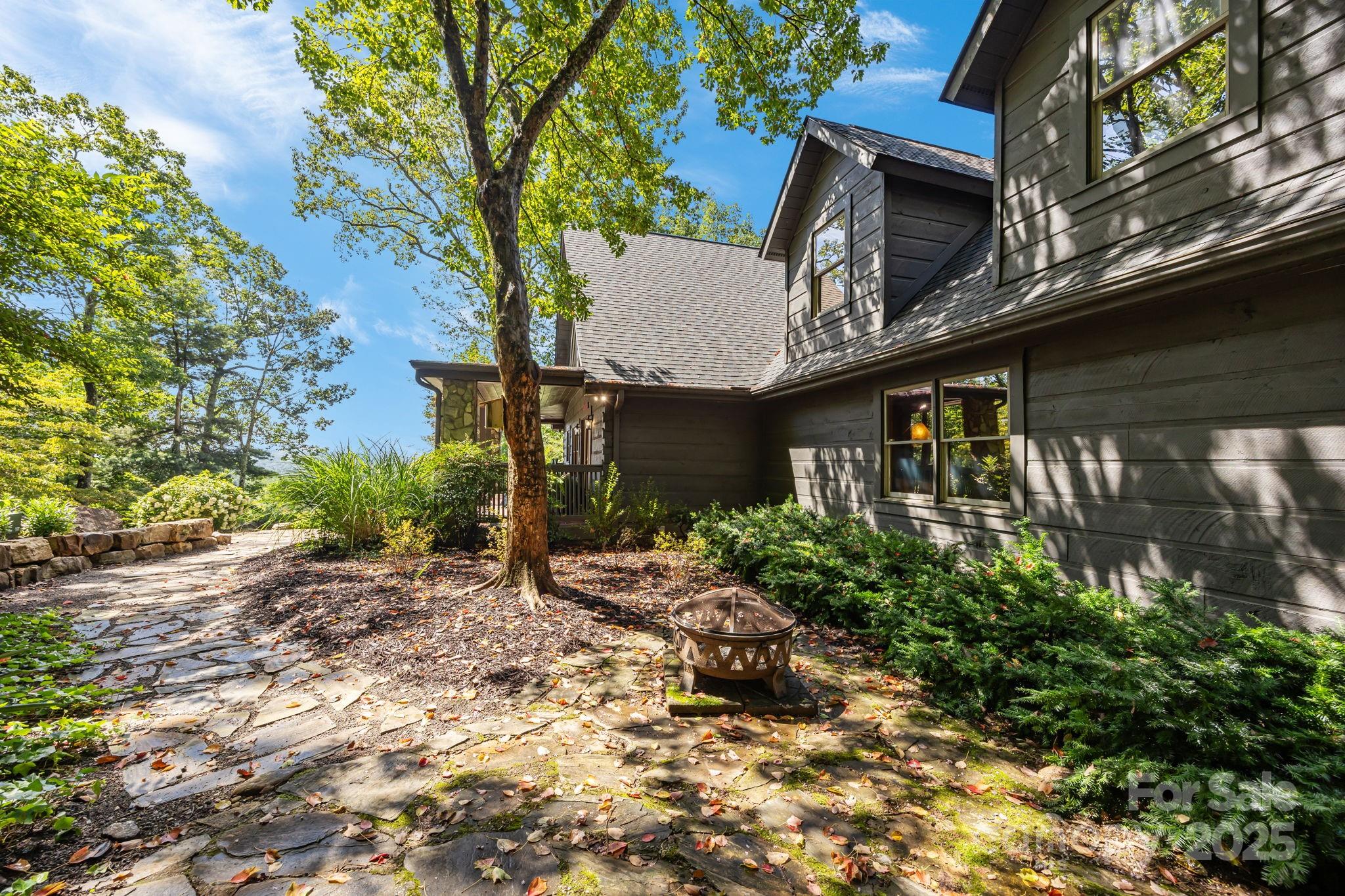 670 Barber Road Zirconia NC 28790