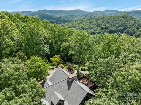 670 Barber Road Zirconia NC 28790