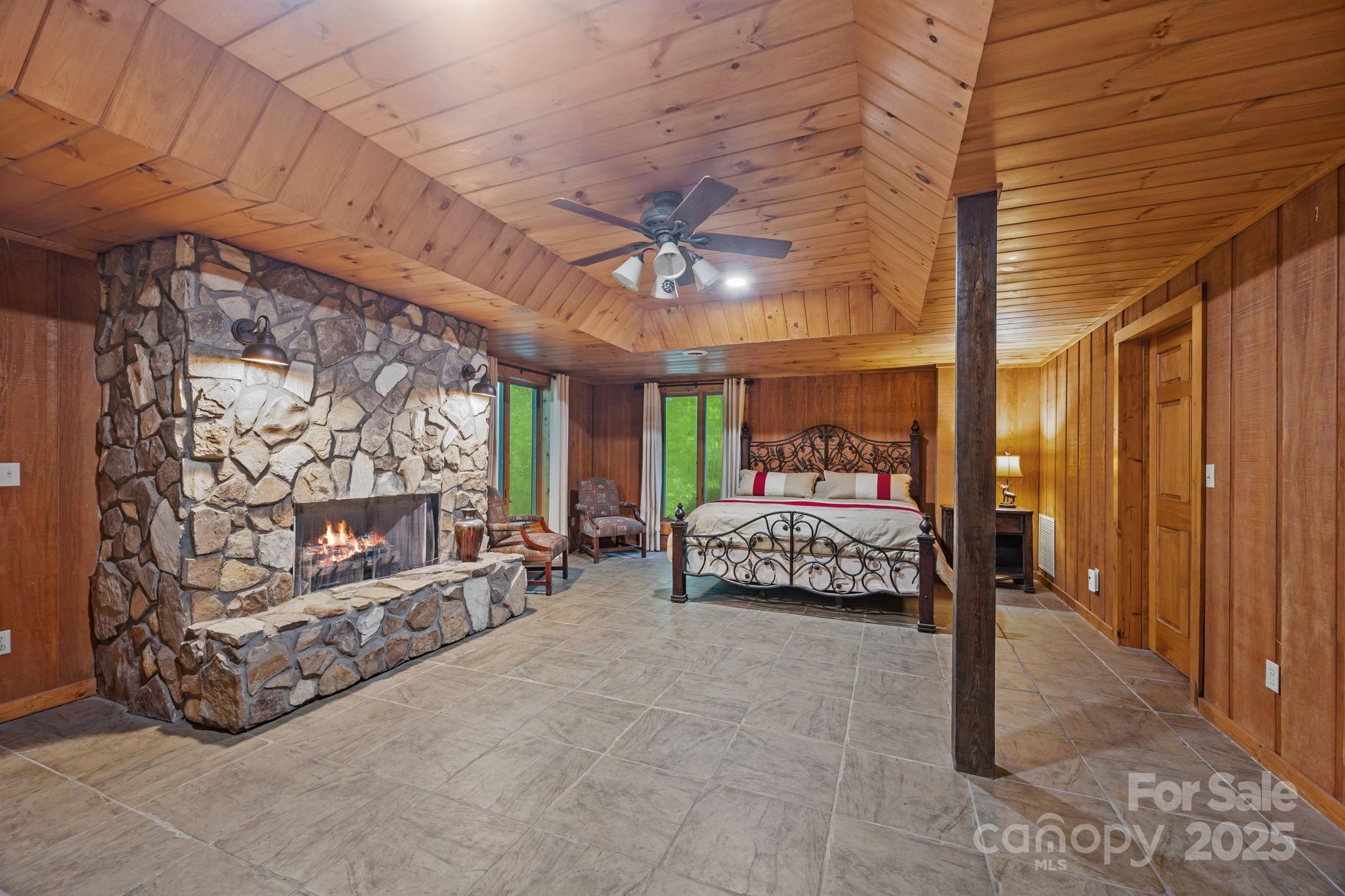 670 Barber Road Zirconia NC 28790
