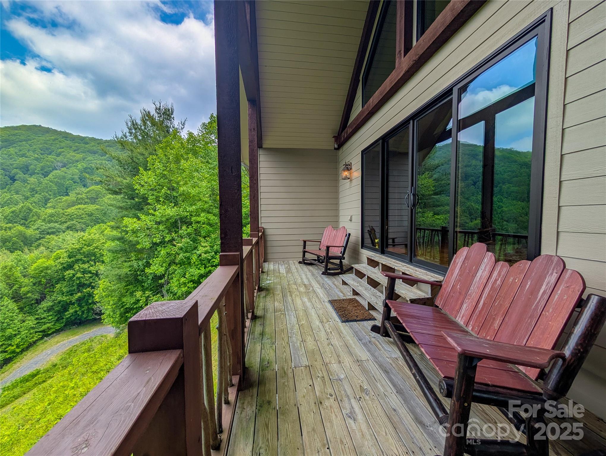 72 Pilgrims Lane Burnsville NC 28714