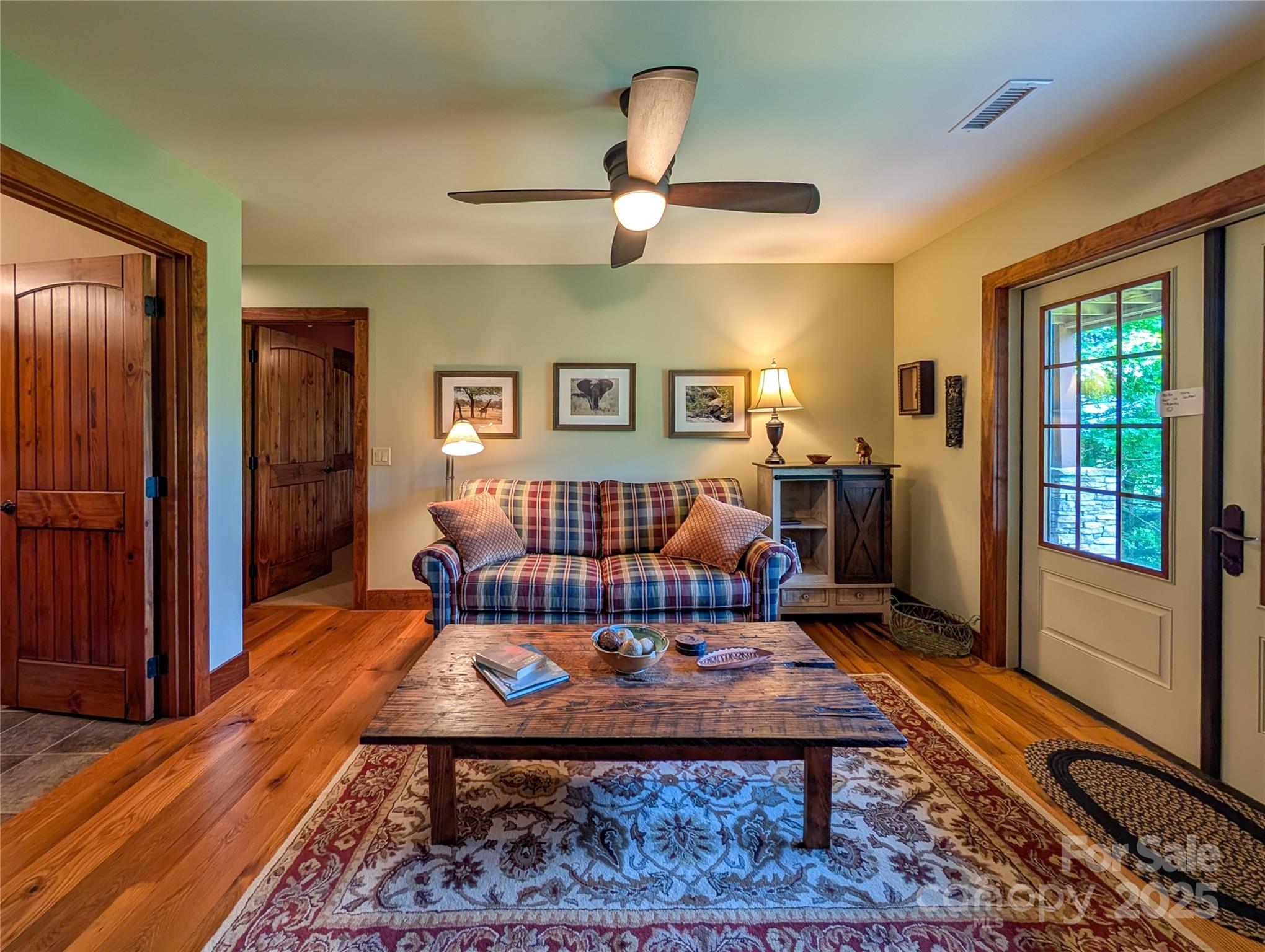 72 Pilgrims Lane Burnsville NC 28714