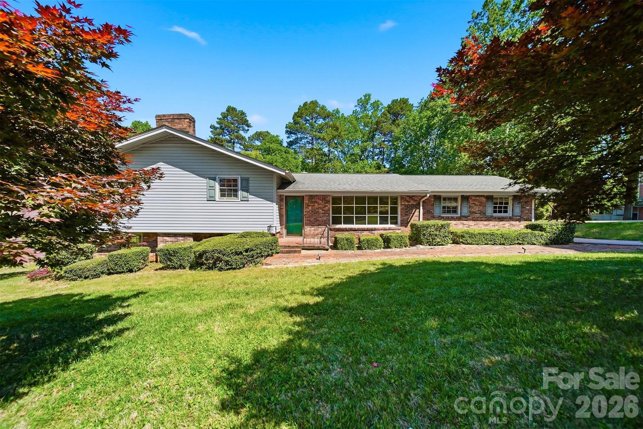 140 28th Avenue Drive NW Hickory NC 28601