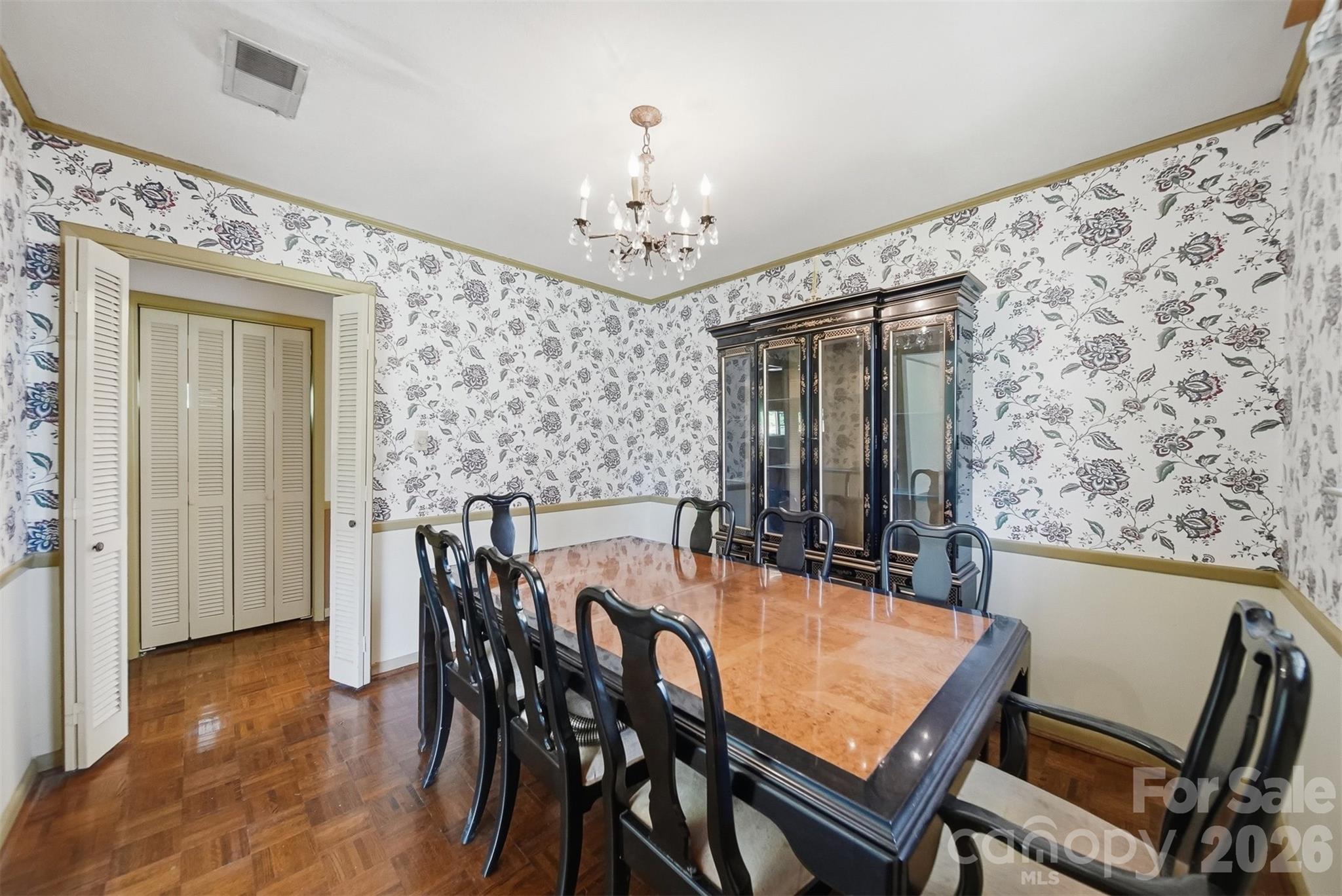 140 28th Avenue Drive NW Hickory NC 28601