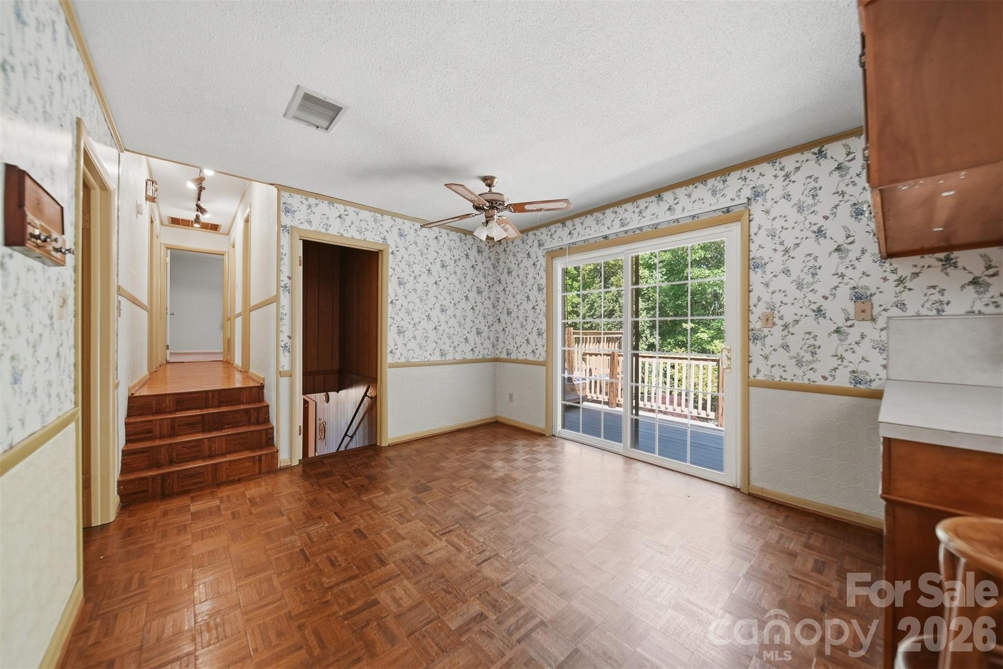 140 28th Avenue Drive NW Hickory NC 28601