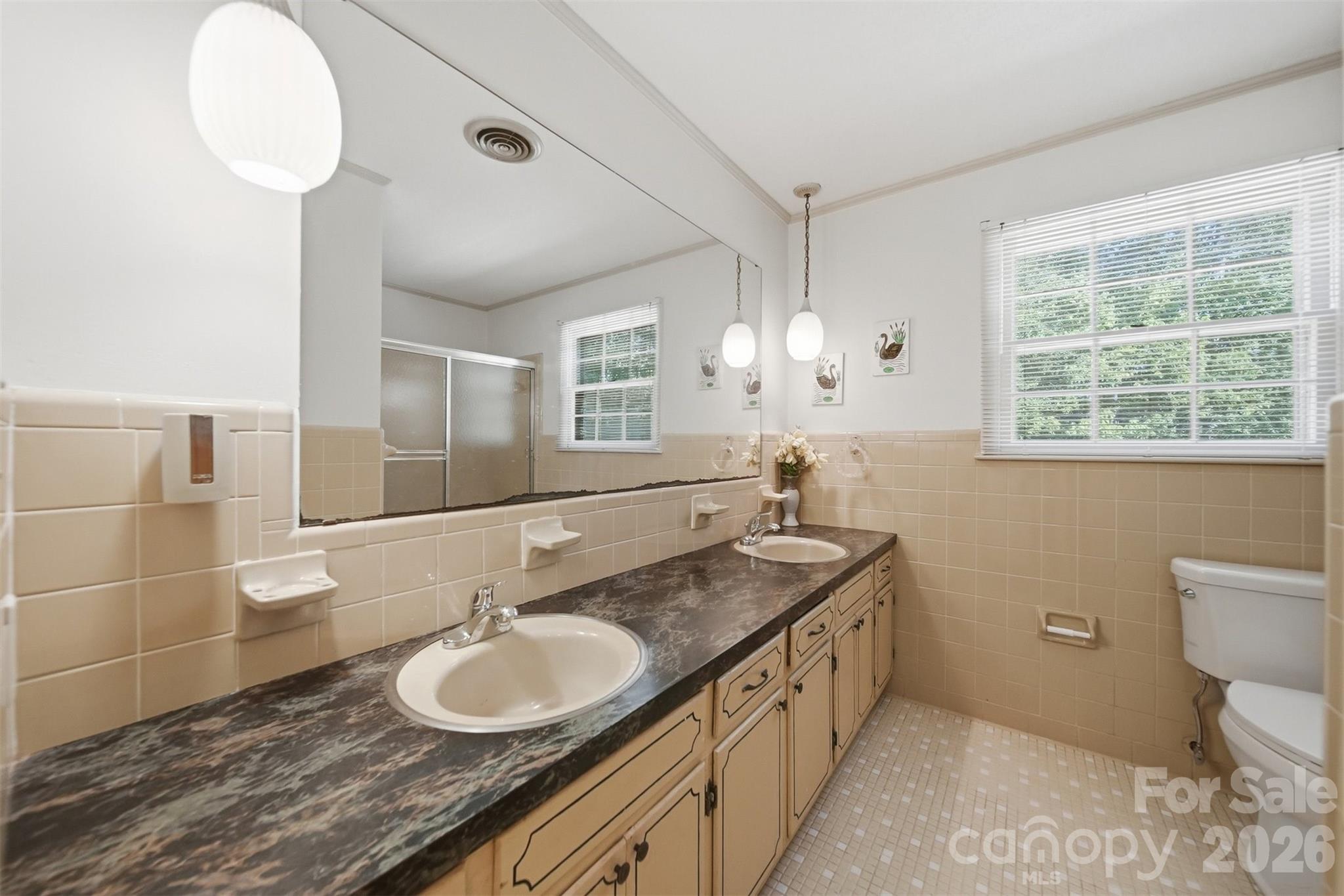 140 28th Avenue Drive NW Hickory NC 28601