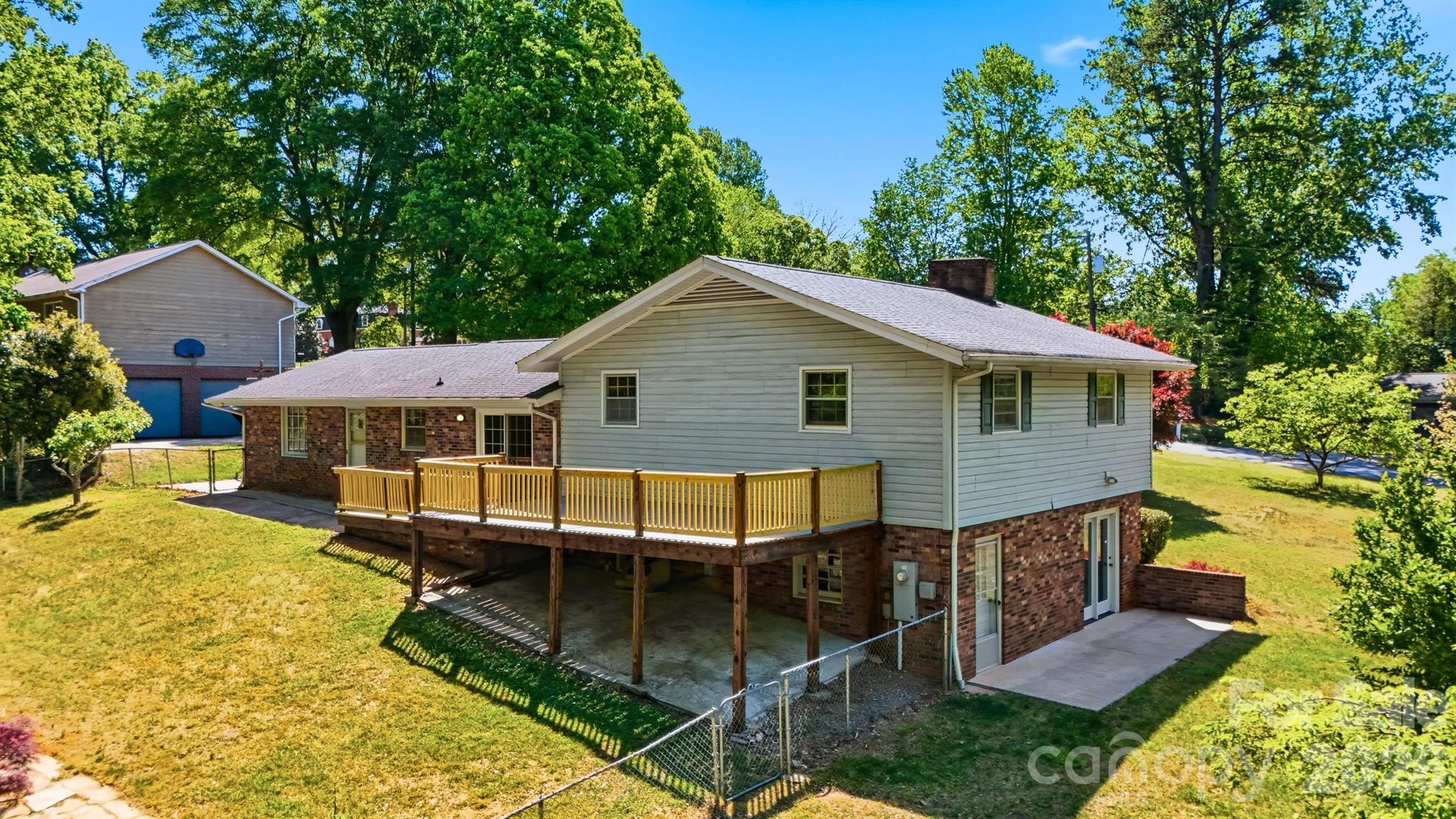 140 28th Avenue Drive NW Hickory NC 28601