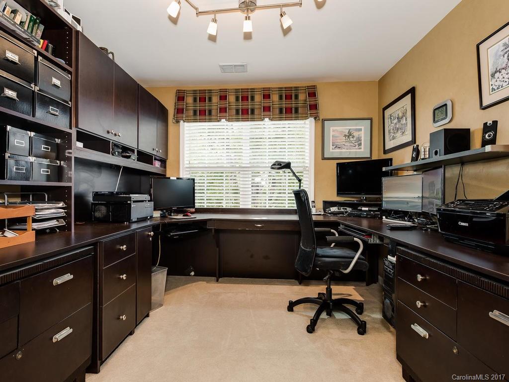 11536 Corliss Avenue Charlotte NC 28277