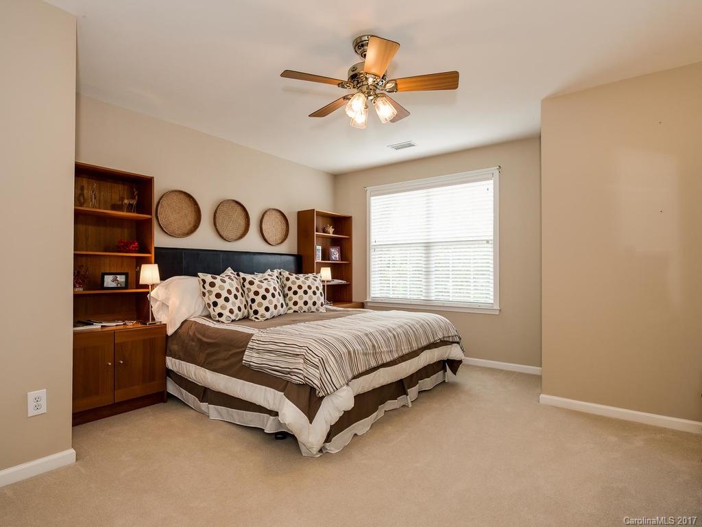 11536 Corliss Avenue Charlotte NC 28277