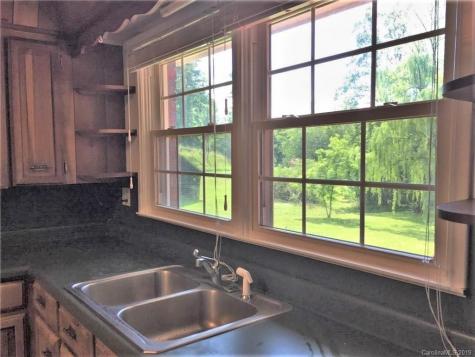 154 Vernon Bradley Road Old Fort NC 28762