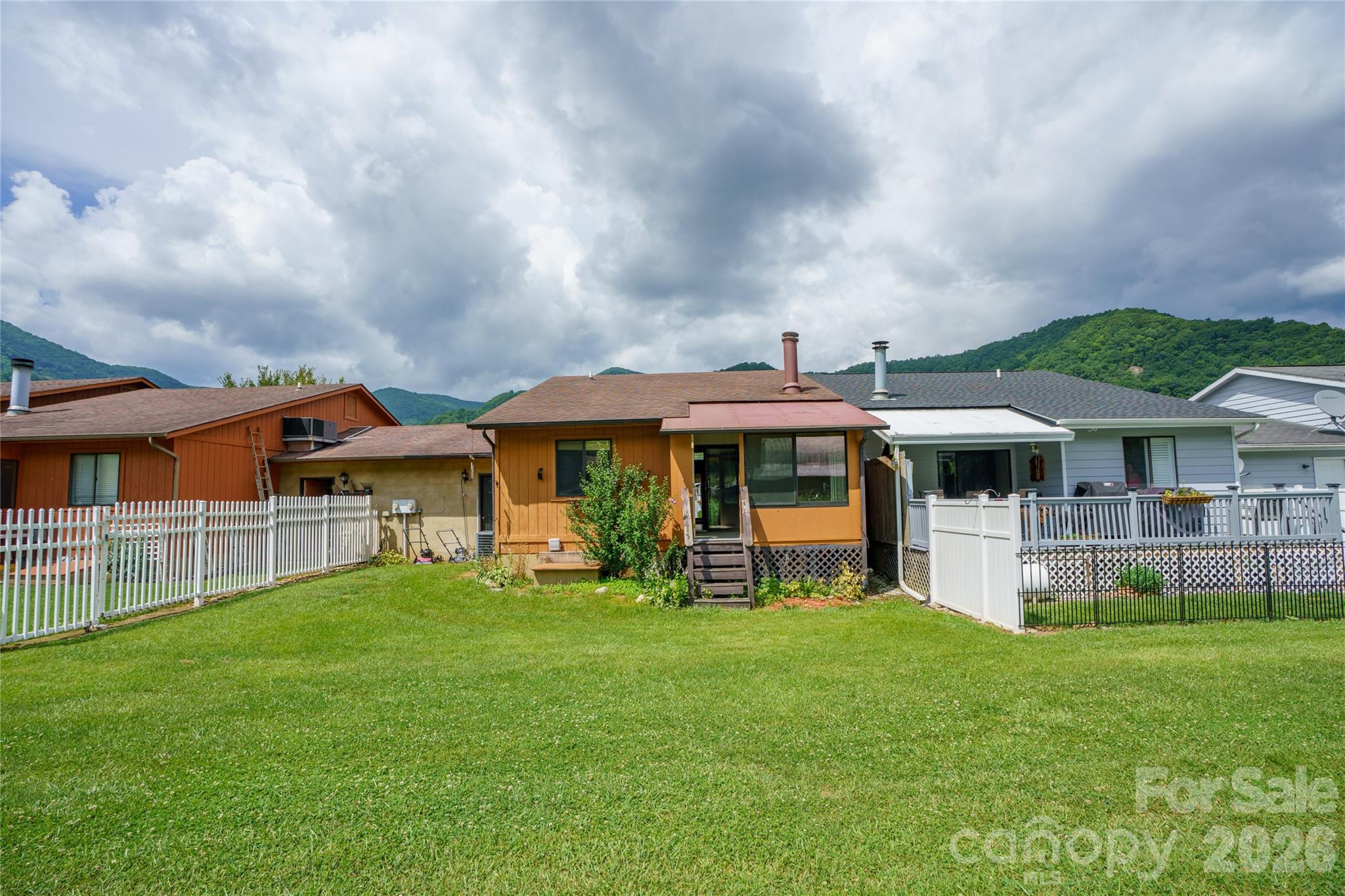 94 Market Street Maggie Valley NC 28751