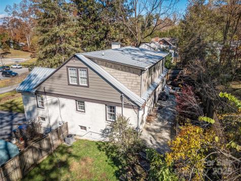 140 Lakeview Avenue Brevard NC 28712