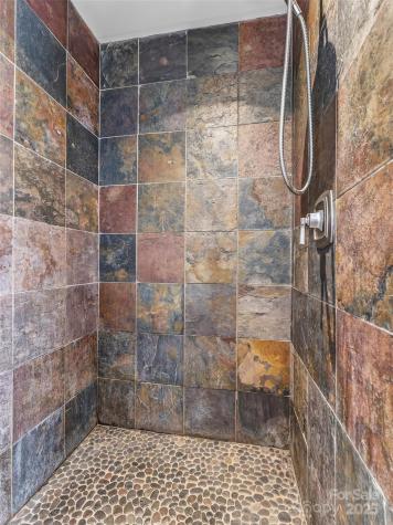 140 Lakeview Avenue Brevard NC 28712