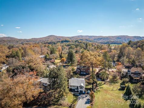 140 Lakeview Avenue Brevard NC 28712