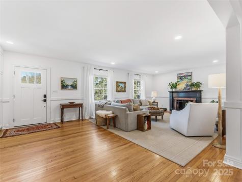 140 Lakeview Avenue Brevard NC 28712