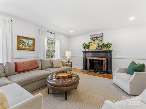 140 Lakeview Avenue Brevard NC 28712