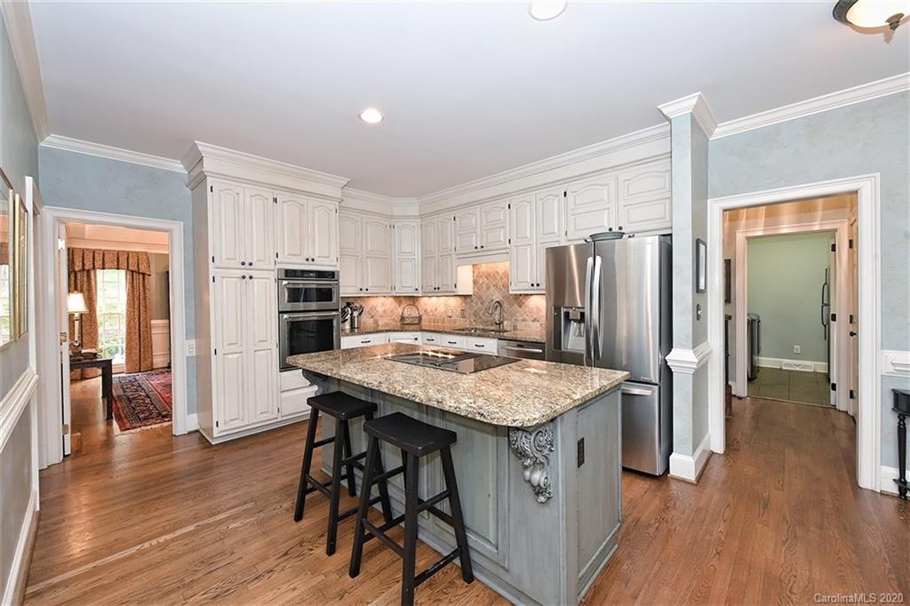 6111 Providence Glen Road Charlotte NC 28270