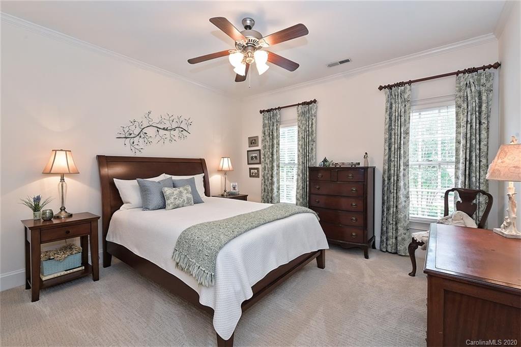 6111 Providence Glen Road Charlotte NC 28270