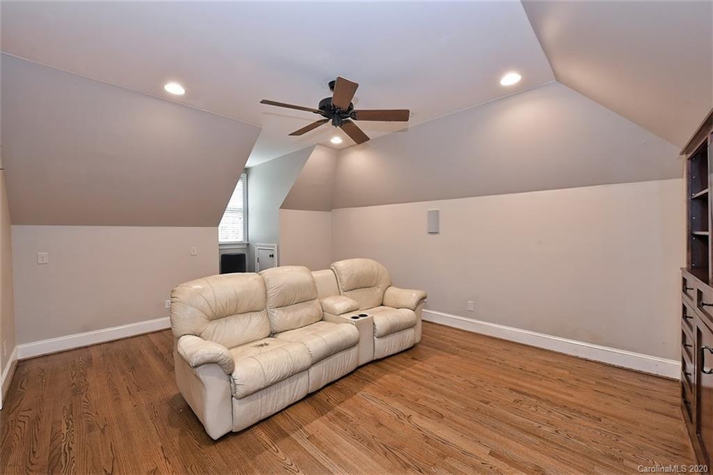 6111 Providence Glen Road Charlotte NC 28270