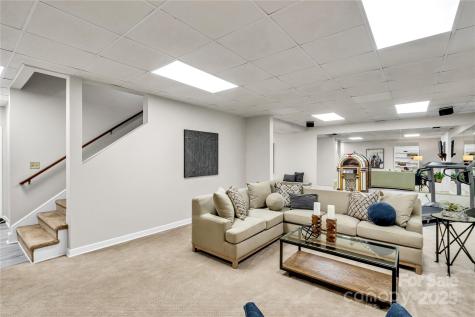 4141 Shattalon Drive Winston Salem NC 27106