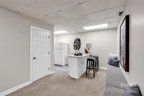4141 Shattalon Drive Winston Salem NC 27106