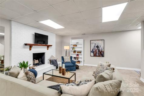 4141 Shattalon Drive Winston Salem NC 27106