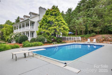 4141 Shattalon Drive Winston Salem NC 27106
