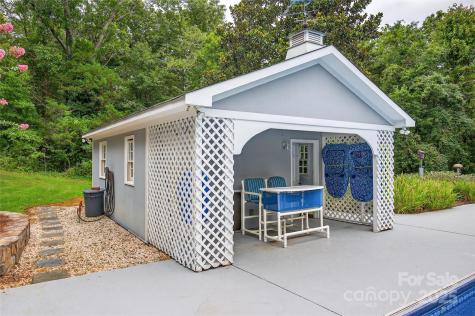 4141 Shattalon Drive Winston Salem NC 27106