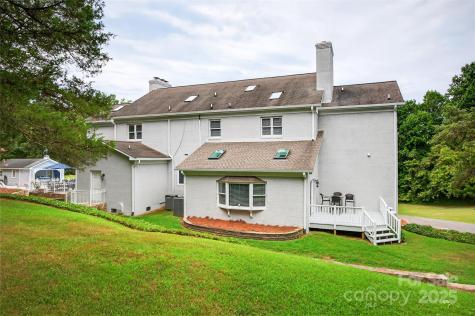 4141 Shattalon Drive Winston Salem NC 27106