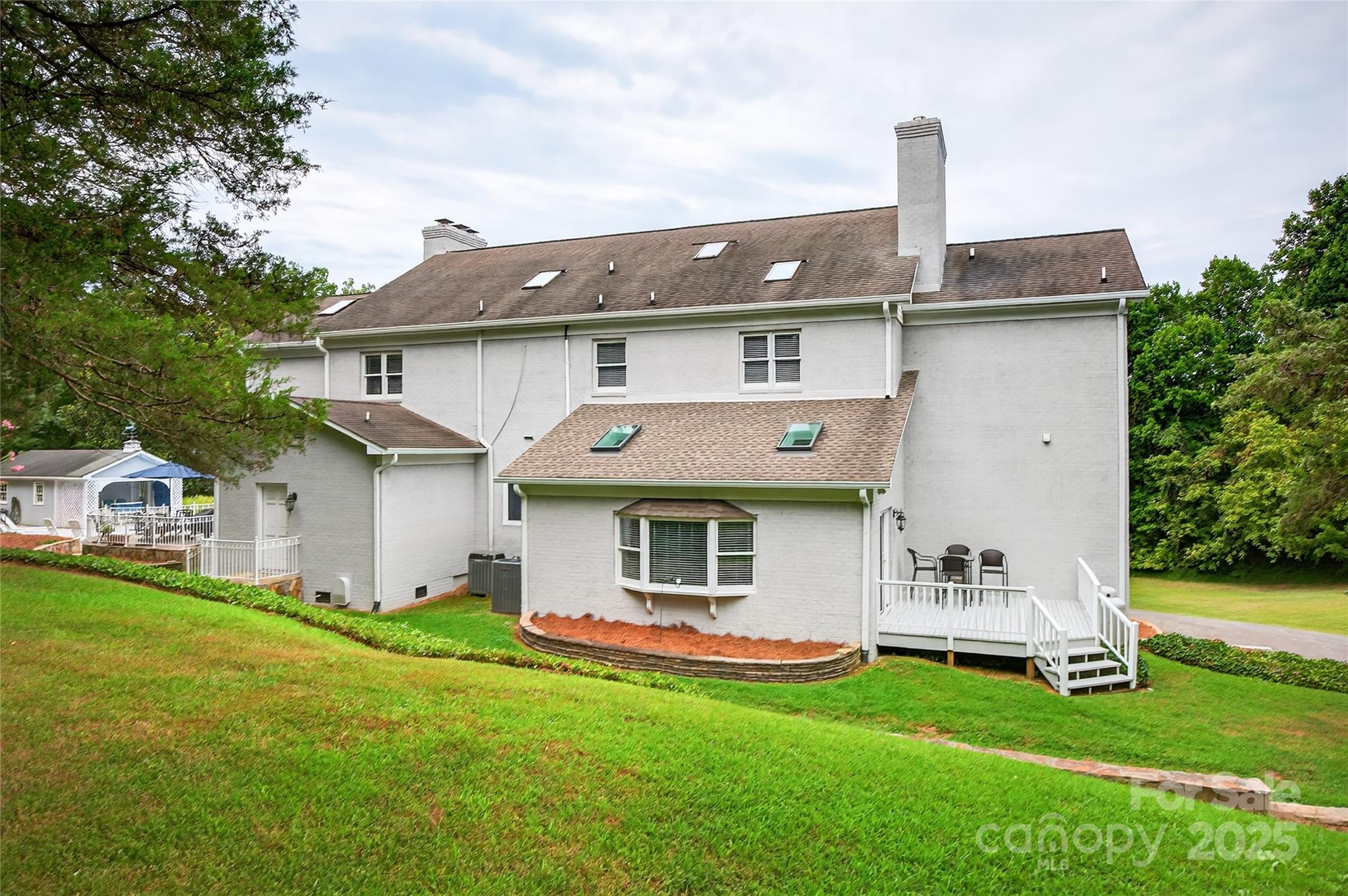 4141 Shattalon Drive Winston Salem NC 27106