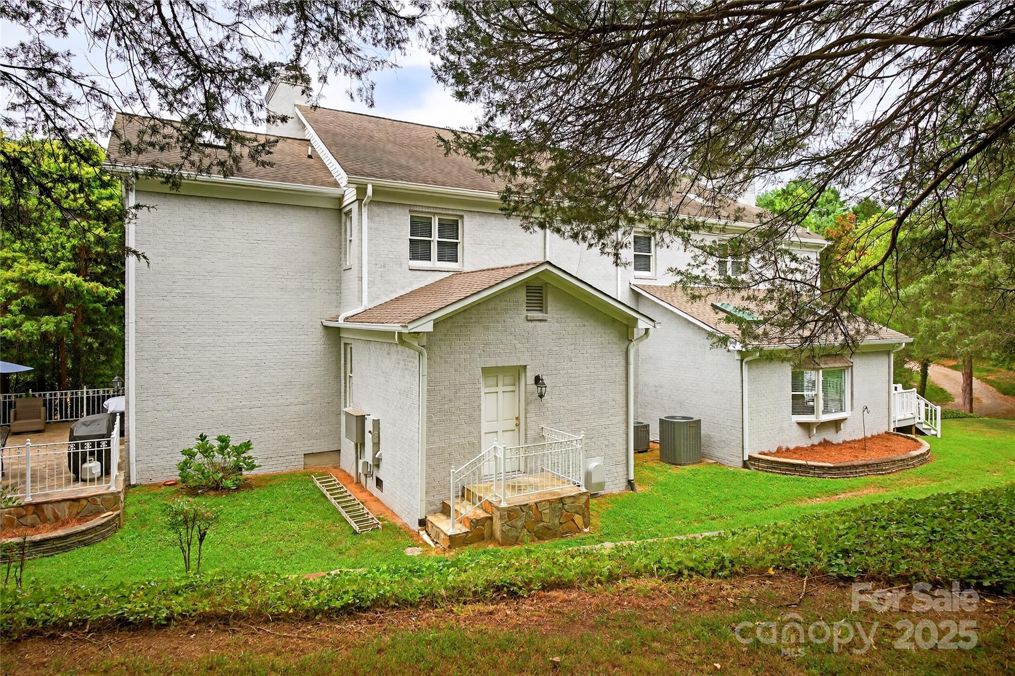 4141 Shattalon Drive Winston Salem NC 27106