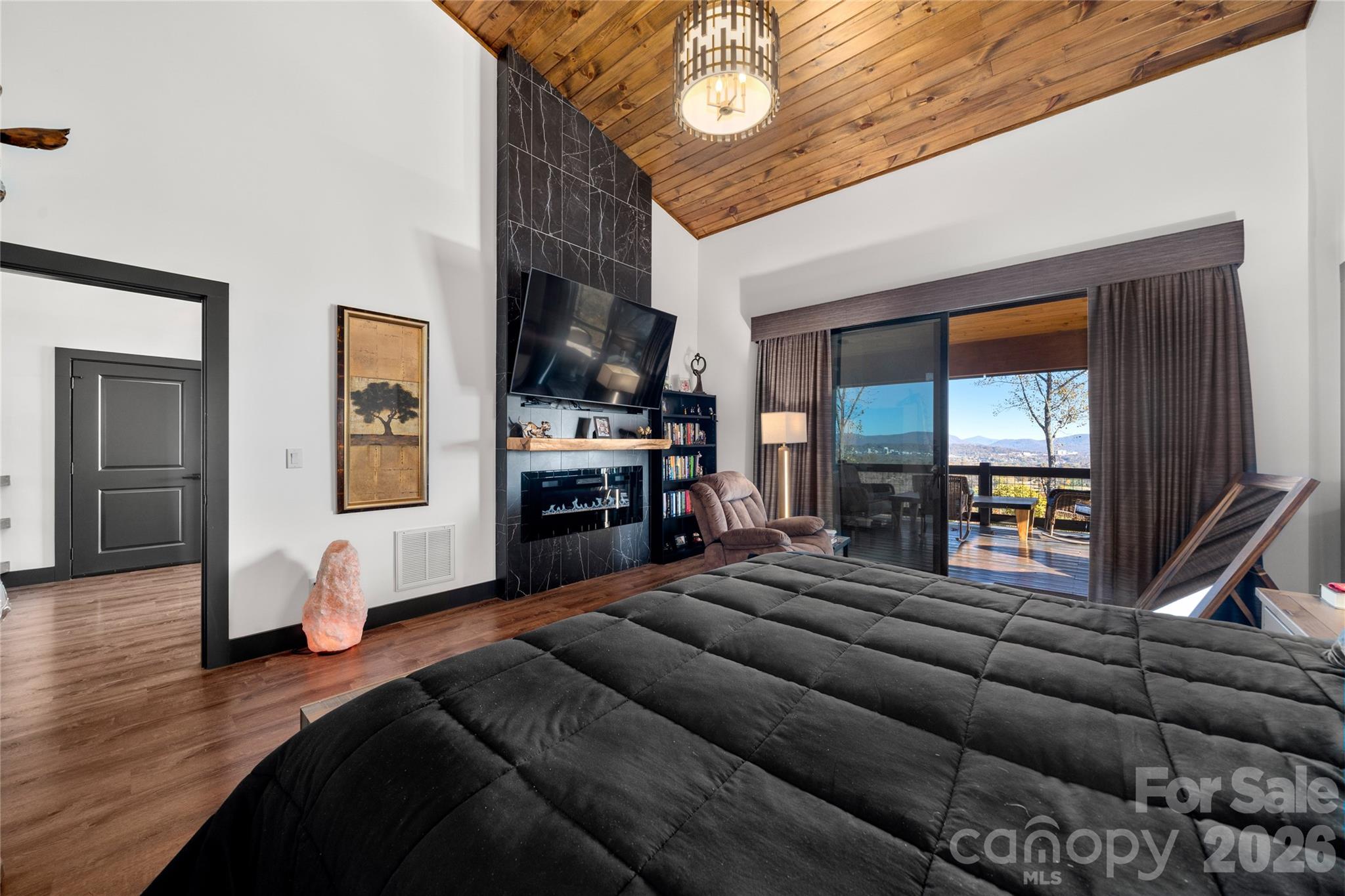 41 Ben Lippen School Road Asheville NC 28806