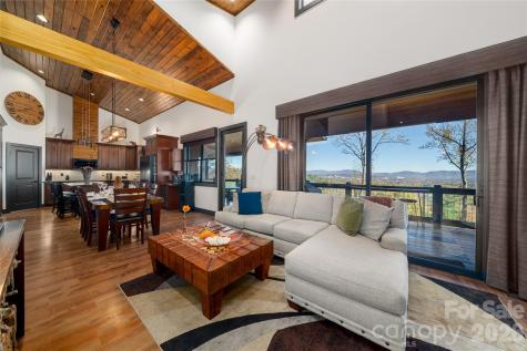 41 Ben Lippen School Road Asheville NC 28806