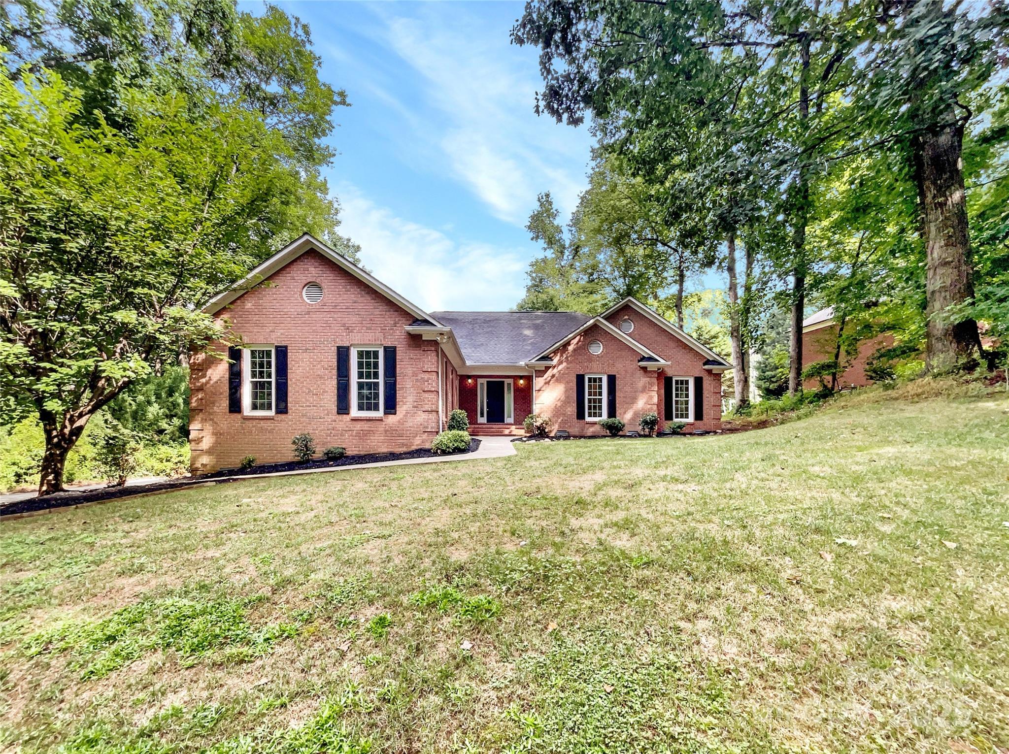 8117 Shannon Woods Lane Matthews NC 28104