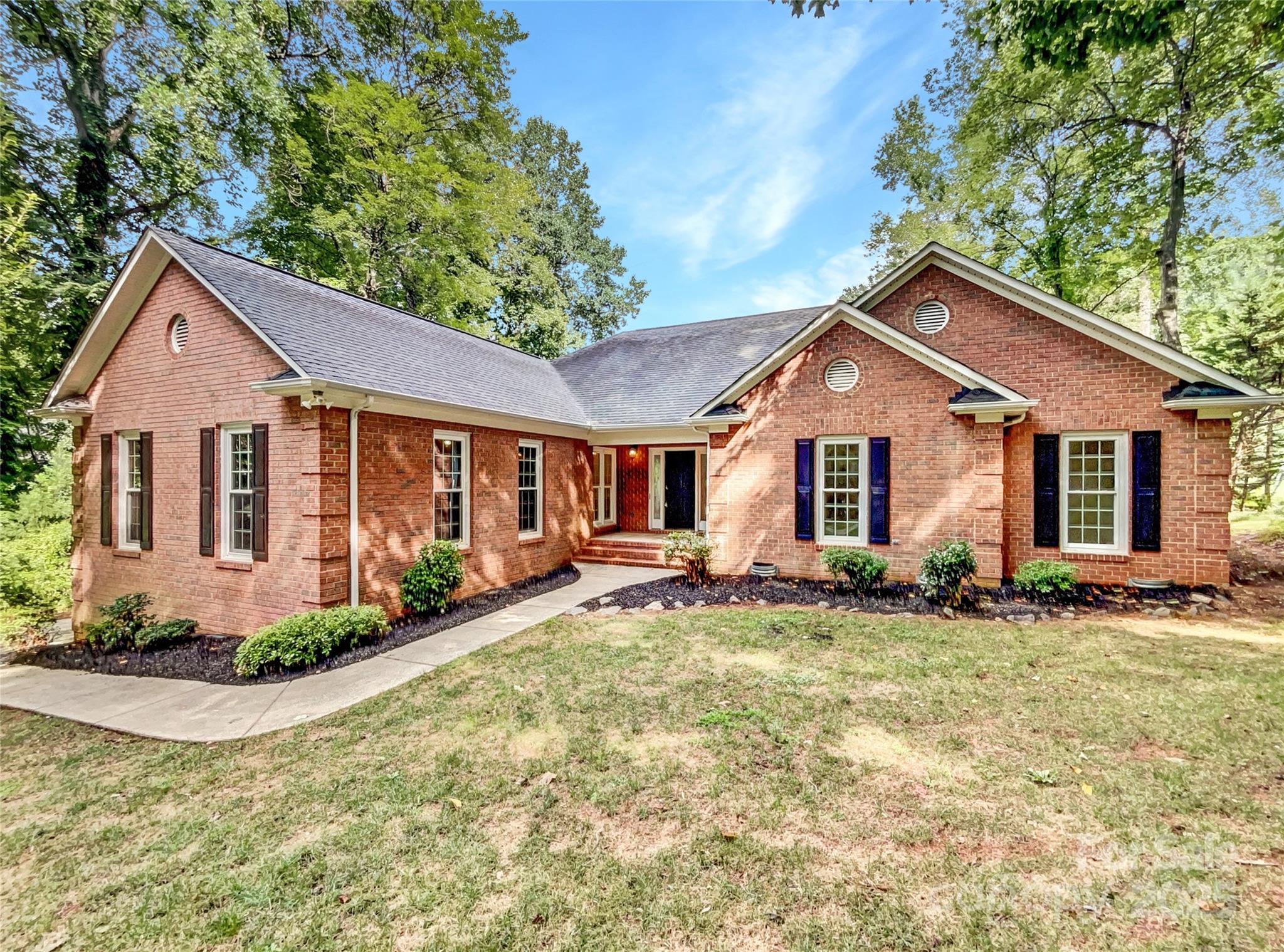 8117 Shannon Woods Lane Matthews NC 28104