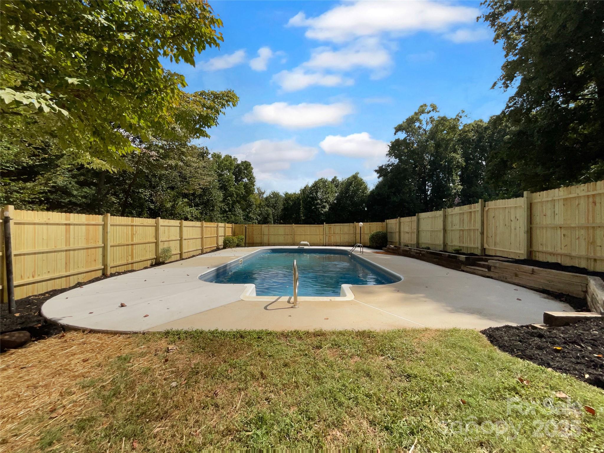 8117 Shannon Woods Lane Matthews NC 28104
