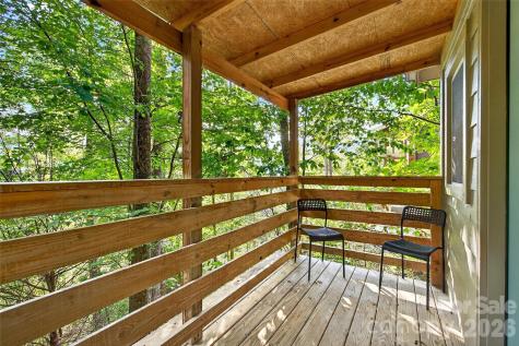 8026 Buck Creek Road Marion NC 28752