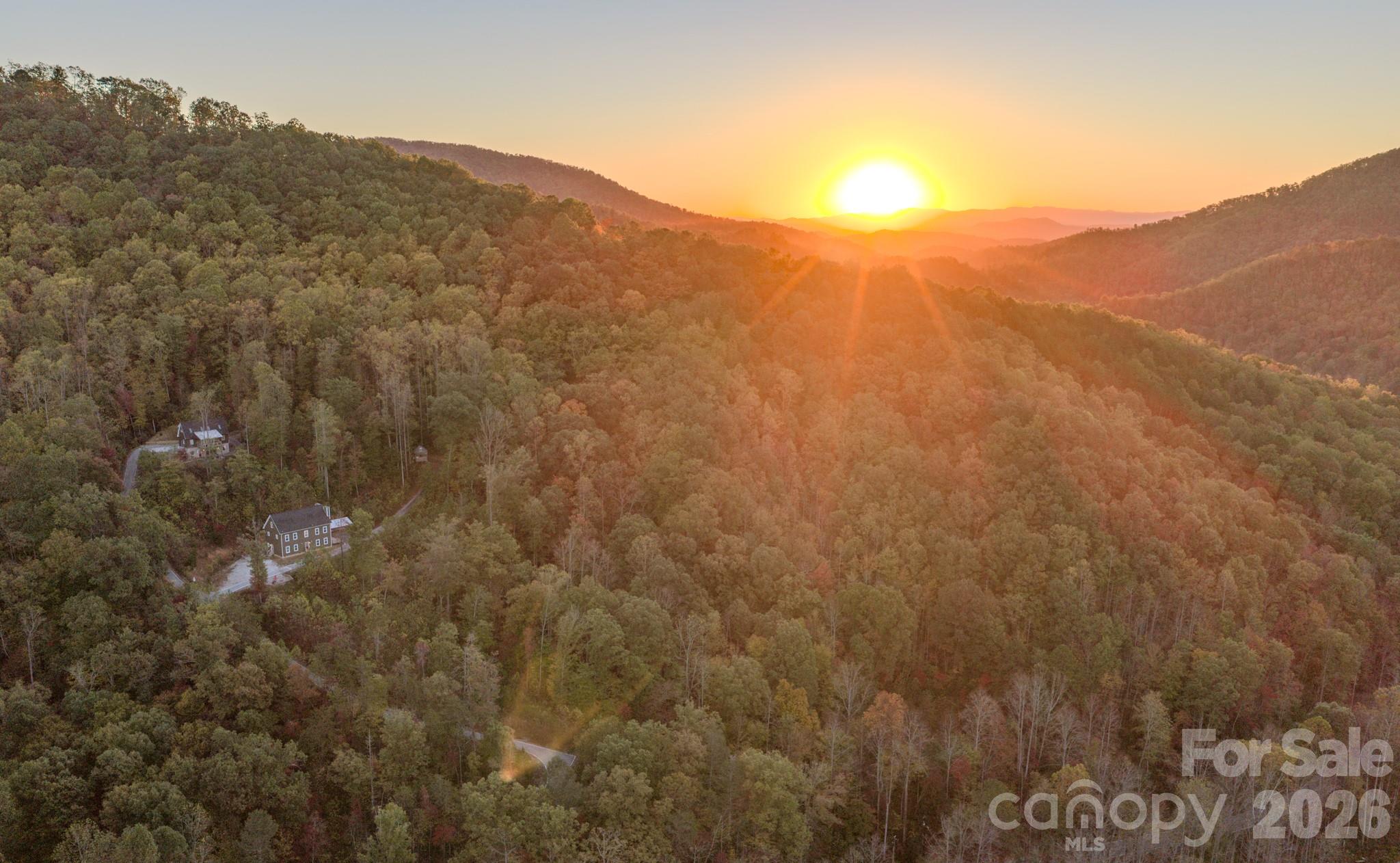 8026 Buck Creek Road Marion NC 28752