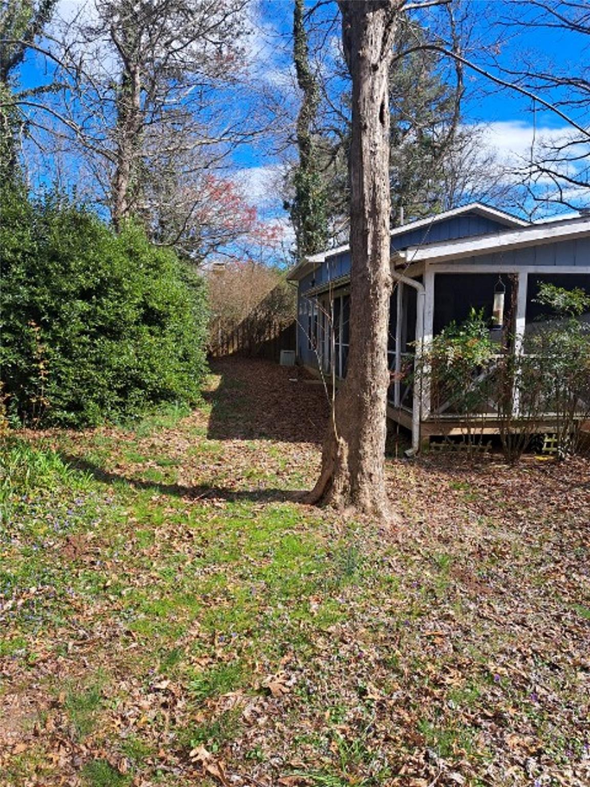 51 Roper Road Flat Rock NC 28731