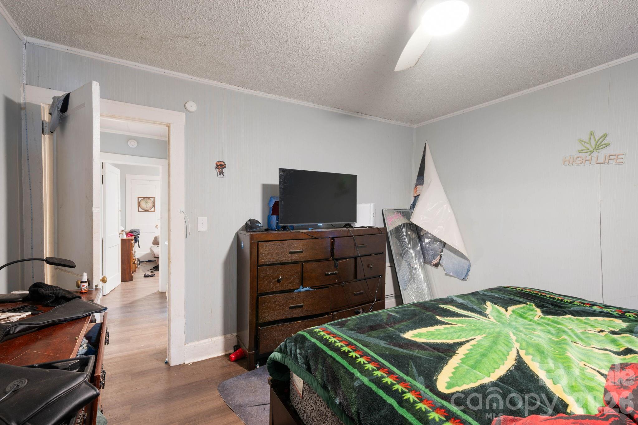 136 S Broadway Street Forest City NC 28043