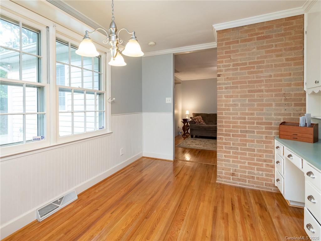 6001 Colchester Place Charlotte NC 28210